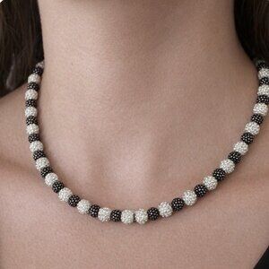 🖤 Black Textured Bead & Silver Rhinestone Necklace